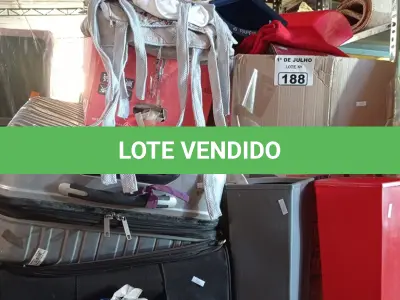 LOTE 188 - 01 LOTE COM VÁRIOS RECORTES DE TECIDO, ENFEITES, 04 LIXEIRAS E 02 MALAS MARCAS E MODELOS DIVERSOS. (NO ESTADO, LEILÃO NÃO TEM GARANTIA E NEM DEVOLUÇÃO, SUJEITO A POSSÍVEIS AVARIAS VISÍVEIS/OCULTAS E/OU AUSÊNCIA DE COMPONENTES).