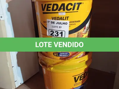 LOTE 231 - 02 BALDES DE VEDALIT, ADITIVO PLASTIFICANTE CONCENTRADO PARA ARGAMASSA DE ASSENTAMENTO E REBOCO CONVENCIONAL. (NO ESTADO, LEILÃO NÃO TEM GARANTIA E NEM DEVOLUÇÃO, SUJEITO A POSSÍVEIS AVARIAS VISÍVEIS/OCULTAS E/OU AUSÊNCIA DE COMPONENTES).
