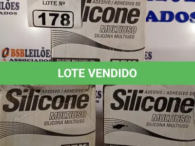 LOTE 178 - 04 CAIXAS COM ADESIVO DE SILICONE MULTIUSO TRANSPARENTE COM 12 BISNAGAS CADA. (NO ESTADO, LEILÃO NÃO TEM GARANTIA E NEM DEVOLUÇÃO, SUJEITO A POSSÍVEIS AVARIAS VISÍVEIS/OCULTAS E/OU AUSÊNCIA DE COMPONENTES).