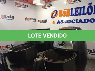 LOTE 281 - 02 AIR FRY MARCAS E MODELOS DIVERSOS. (NO ESTADO, LEILÃO NÃO TEM GARANTIA E NEM DEVOLUÇÃO, SUJEITO A POSSÍVEIS AVARIAS VISÍVEIS/OCULTAS E/OU AUSÊNCIA DE COMPONENTES).