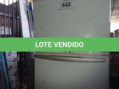 LOTE 442 - 01 GELADEIRA MARCA BRASTEMP 220V. (NO ESTADO, LEILÃO NÃO TEM GARANTIA E NEM DEVOLUÇÃO, SUJEITO A POSSÍVEIS AVARIAS VISÍVEIS/OCULTAS E/OU AUSÊNCIA DE COMPONENTES).