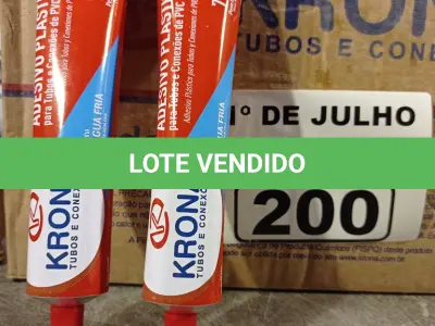 LOTE 200 - 02 CAIXAS COM ADESIVO PLÁSTICO PARA TUBOS E CONEXÕES DE PVC RÍGIDO LINHA ÁGUA FRIA 75G COM 30 BISNAGAS CADA. (NO ESTADO, LEILÃO NÃO TEM GARANTIA E NEM DEVOLUÇÃO, SUJEITO A POSSÍVEIS AVARIAS VISÍVEIS/OCULTAS E/OU AUSÊNCIA DE COMPONENTES).