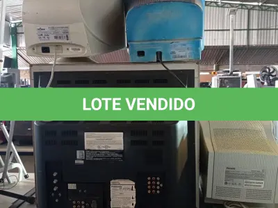LOTE 249 - 01 TV E 02 MONITORES DE TUBO MARCAS E MODELOS DIVERSOS. (NO ESTADO, LEILÃO NÃO TEM GARANTIA E NEM DEVOLUÇÃO, SUJEITO A POSSÍVEIS AVARIAS VISÍVEIS/OCULTAS E/OU AUSÊNCIA DE COMPONENTES).