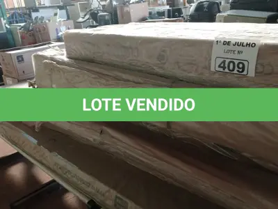 LOTE 409 - 01 LOTE COM VÁRIAS PEÇAS DE MÓVEIS DESMONTADOS. (NO ESTADO, LEILÃO NÃO TEM GARANTIA E NEM DEVOLUÇÃO, SUJEITO A POSSÍVEIS AVARIAS VISÍVEIS/OCULTAS E/OU AUSÊNCIA DE COMPONENTES).