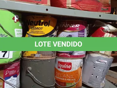 LOTE 217 - 01 LOTE COM VÁRIOS GALÕES 3,6L DE TINTAS CORES DIVERSAS. (NO ESTADO, LEILÃO NÃO TEM GARANTIA E NEM DEVOLUÇÃO, SUJEITO A POSSÍVEIS AVARIAS VISÍVEIS/OCULTAS E/OU AUSÊNCIA DE COMPONENTES).