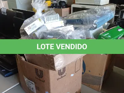 LOTE 311 - 01 LOTE COM VÁRIAS FONTES 12V, COOLERS E PERIFÉRICOS DIVERSOS. (NO ESTADO, LEILÃO NÃO TEM GARANTIA E NEM DEVOLUÇÃO, SUJEITO A POSSÍVEIS AVARIAS VISÍVEIS/OCULTAS E/OU AUSÊNCIA DE COMPONENTES).