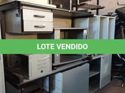LOTE 447 - 01 LOTE COM VÁRIAS MESAS EM MADEIRA MARCAS E MODELOS DIVERSOS. (NO ESTADO, LEILÃO NÃO TEM GARANTIA E NEM DEVOLUÇÃO, SUJEITO A POSSÍVEIS AVARIAS VISÍVEIS/OCULTAS E/OU AUSÊNCIA DE COMPONENTES).