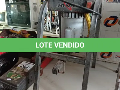 LOTE 263 - 01 LIQUIDIFICADOR BASCULANTE. (NO ESTADO, LEILÃO NÃO TEM GARANTIA E NEM DEVOLUÇÃO, SUJEITO A POSSÍVEIS AVARIAS VISÍVEIS/OCULTAS E/OU AUSÊNCIA DE COMPONENTES).