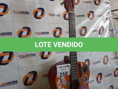 LOTE 258 - 01 VIOLÃO MARCA GIANINI MODELO N-14N. (NO ESTADO, LEILÃO NÃO TEM GARANTIA E NEM DEVOLUÇÃO, SUJEITO A POSSÍVEIS AVARIAS VISÍVEIS/OCULTAS E/OU AUSÊNCIA DE COMPONENTES).