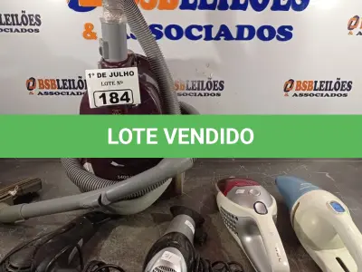 LOTE 184 - 03 ASPIRADORES DE PÓ E 02 SECADORES DE CABELO MARCAS E MODELOS DIVERSOS. (NO ESTADO, LEILÃO NÃO TEM GARANTIA E NEM DEVOLUÇÃO, SUJEITO A POSSÍVEIS AVARIAS VISÍVEIS/OCULTAS E/OU AUSÊNCIA DE COMPONENTES).