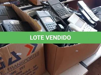 LOTE 326 - 01 LOTE COM GRANDE QUANTIDADE DE APARELHOS DE TELEFONE MARCAS E MODELOS DIVERSOS. (NO ESTADO, LEILÃO NÃO TEM GARANTIA E NEM DEVOLUÇÃO, SUJEITO A POSSÍVEIS AVARIAS VISÍVEIS/OCULTAS E/OU AUSÊNCIA DE COMPONENTES).