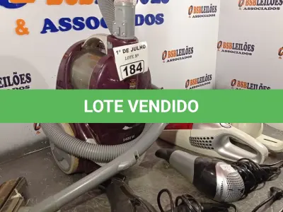 LOTE 184 - 03 ASPIRADORES DE PÓ E 02 SECADORES DE CABELO MARCAS E MODELOS DIVERSOS. (NO ESTADO, LEILÃO NÃO TEM GARANTIA E NEM DEVOLUÇÃO, SUJEITO A POSSÍVEIS AVARIAS VISÍVEIS/OCULTAS E/OU AUSÊNCIA DE COMPONENTES).
