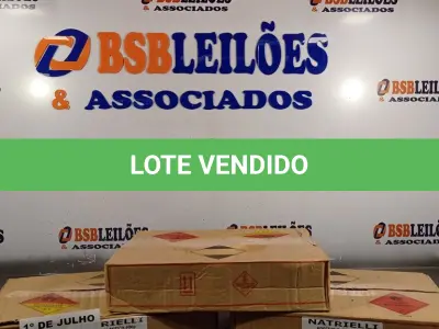 LOTE 182 - 03 CAIXAS COM ADESIVO PLÁSTICO 400G COM 06 LATAS CADA. (NO ESTADO, LEILÃO NÃO TEM GARANTIA E NEM DEVOLUÇÃO, SUJEITO A POSSÍVEIS AVARIAS VISÍVEIS/OCULTAS E/OU AUSÊNCIA DE COMPONENTES).