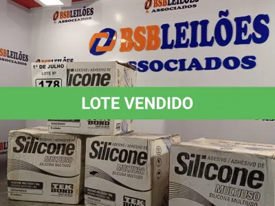 LOTE 178 - 04 CAIXAS COM ADESIVO DE SILICONE MULTIUSO TRANSPARENTE COM 12 BISNAGAS CADA. (NO ESTADO, LEILÃO NÃO TEM GARANTIA E NEM DEVOLUÇÃO, SUJEITO A POSSÍVEIS AVARIAS VISÍVEIS/OCULTAS E/OU AUSÊNCIA DE COMPONENTES).