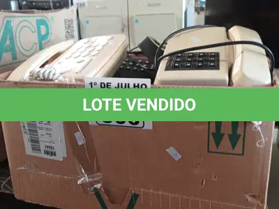LOTE 300 - 01 LOTE COM VÁRIOS APARELHOS DE TELEFONE MARCAS E MODELOS DIVERSOS. (NO ESTADO, LEILÃO NÃO TEM GARANTIA E NEM DEVOLUÇÃO, SUJEITO A POSSÍVEIS AVARIAS VISÍVEIS/OCULTAS E/OU AUSÊNCIA DE COMPONENTES).