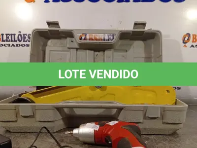 LOTE 159 - 01 MACACO JACARÉ 2T E 01 PARAFUSADEIRA. (NO ESTADO, LEILÃO NÃO TEM GARANTIA E NEM DEVOLUÇÃO, SUJEITO A POSSÍVEIS AVARIAS VISÍVEIS/OCULTAS E/OU AUSÊNCIA DE COMPONENTES).