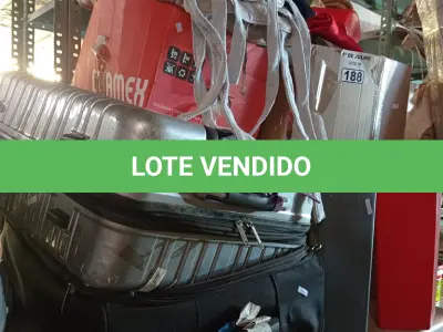 LOTE 188 - 01 LOTE COM VÁRIOS RECORTES DE TECIDO, ENFEITES, 04 LIXEIRAS E 02 MALAS MARCAS E MODELOS DIVERSOS. (NO ESTADO, LEILÃO NÃO TEM GARANTIA E NEM DEVOLUÇÃO, SUJEITO A POSSÍVEIS AVARIAS VISÍVEIS/OCULTAS E/OU AUSÊNCIA DE COMPONENTES).