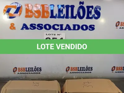 LOTE 054 - 02 – PARES DE CALÇADOS FEMININO Nº 37 (NO ESTADO, NÃO SABEMOS SE FUNCIONA. LEILÃO NÃO TEM GARANTIA E NEM DEVOLUÇÃO, SUJEITO A POSSÍVEIS AVARIAS VISÍVEIS/OCULTAS E/OU AUSÊNCIA DE COMPONENTES)