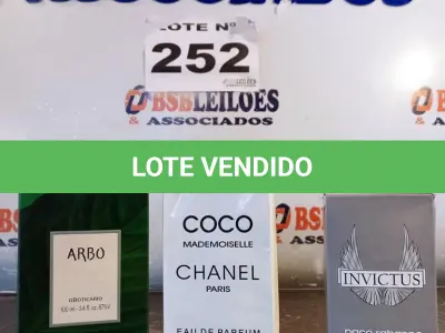 LOTE 252 - 03 – PERFUMES DIVERSOS (NO ESTADO, NÃO SABEMOS SE FUNCIONA. LEILÃO NÃO TEM GARANTIA E NEM DEVOLUÇÃO, SUJEITO A POSSÍVEIS AVARIAS VISÍVEIS/OCULTAS E/OU AUSÊNCIA DE COMPONENTES)