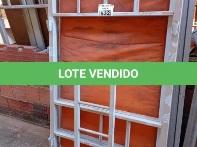 LOTE 532 - 01 BELICHE EM METAL COMPLETA. (NO ESTADO, LEILÃO NÃO TEM GARANTIA E NEM DEVOLUÇÃO, SUJEITO A POSSÍVEIS AVARIAS VISÍVEIS/OCULTAS E/OU AUSÊNCIA DE COMPONENTES).