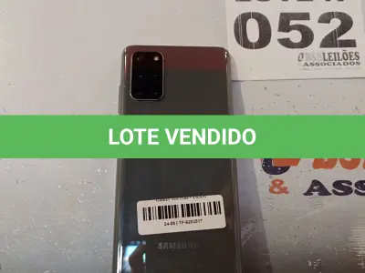 LOTE 052 - 01 - SAMSUNG GALAXY S20 PLUS 128GB (NO ESTADO, NÃO SABEMOS SE FUNCIONA. LEILÃO NÃO TEM GARANTIA E NEM DEVOLUÇÃO, SUJEITO A POSSÍVEIS AVARIAS VISÍVEIS/OCULTAS E/OU AUSÊNCIA DE COMPONENTES)