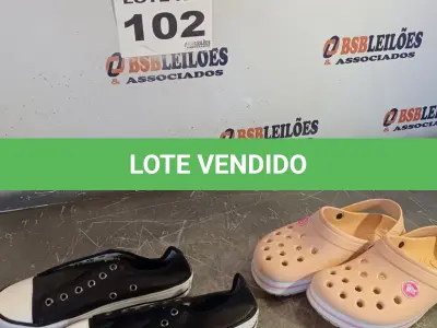 LOTE 102 - 02 – PARES DE CALÇADOS FEMININO Nº 37 (NO ESTADO, NÃO SABEMOS SE FUNCIONA. LEILÃO NÃO TEM GARANTIA E NEM DEVOLUÇÃO, SUJEITO A POSSÍVEIS AVARIAS VISÍVEIS/OCULTAS E/OU AUSÊNCIA DE COMPONENTES)