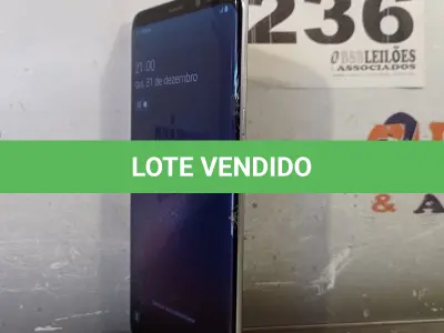 LOTE 236 - 01 - SAMSUNG GALAXY S8 PLUS 64GB (NO ESTADO, NÃO SABEMOS SE FUNCIONA. LEILÃO NÃO TEM GARANTIA E NEM DEVOLUÇÃO, SUJEITO A POSSÍVEIS AVARIAS VISÍVEIS/OCULTAS E/OU AUSÊNCIA DE COMPONENTES)
