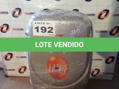 LOTE 192 - 01 - MALA DE VIAGEM (NO ESTADO, NÃO SABEMOS SE FUNCIONA. LEILÃO NÃO TEM GARANTIA E NEM DEVOLUÇÃO, SUJEITO A POSSÍVEIS AVARIAS VISÍVEIS/OCULTAS E/OU AUSÊNCIA DE COMPONENTES)