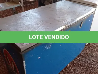 LOTE 497 - 01 FREEZER HORIZONTAL COM 01 TAMPA MARCA METALFRIO NA COR AZUL 220V. (NO ESTADO, LEILÃO NÃO TEM GARANTIA E NEM DEVOLUÇÃO, SUJEITO A POSSÍVEIS AVARIAS VISÍVEIS/OCULTAS E/OU AUSÊNCIA DE COMPONENTES).
