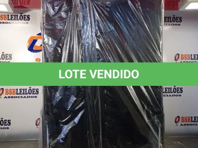 LOTE 016 - 01 - MALA DE VIAGEM (NO ESTADO, NÃO SABEMOS SE FUNCIONA. LEILÃO NÃO TEM GARANTIA E NEM DEVOLUÇÃO, SUJEITO A POSSÍVEIS AVARIAS VISÍVEIS/OCULTAS E/OU AUSÊNCIA DE COMPONENTES)
