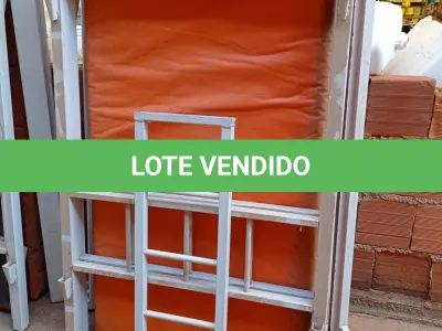 LOTE 533 - 01 BELICHE EM METAL COMPLETA. (NO ESTADO, LEILÃO NÃO TEM GARANTIA E NEM DEVOLUÇÃO, SUJEITO A POSSÍVEIS AVARIAS VISÍVEIS/OCULTAS E/OU AUSÊNCIA DE COMPONENTES).