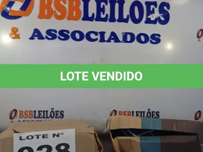 LOTE 028 - 02 – PARES DE CALÇADOS INFANTIL Nº 31 (NO ESTADO, NÃO SABEMOS SE FUNCIONA. LEILÃO NÃO TEM GARANTIA E NEM DEVOLUÇÃO, SUJEITO A POSSÍVEIS AVARIAS VISÍVEIS/OCULTAS E/OU AUSÊNCIA DE COMPONENTES)