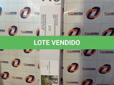 LOTE 119 - 01 – TENDA GAZEBO 2,40 X2,40 (NO ESTADO, NÃO SABEMOS SE FUNCIONA. LEILÃO NÃO TEM GARANTIA E NEM DEVOLUÇÃO, SUJEITO A POSSÍVEIS AVARIAS VISÍVEIS/OCULTAS E/OU AUSÊNCIA DE COMPONENTES)