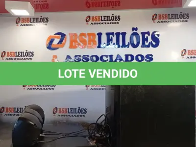 LOTE 253 - 01 - HOME THEATER LG (NO ESTADO, NÃO SABEMOS SE FUNCIONA. LEILÃO NÃO TEM GARANTIA E NEM DEVOLUÇÃO, SUJEITO A POSSÍVEIS AVARIAS VISÍVEIS/OCULTAS E/OU AUSÊNCIA DE COMPONENTES)