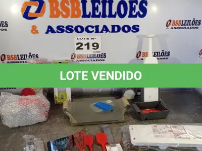 LOTE 219 - 10 - ITENS DOMÉSTICOS DIVERSOS (NO ESTADO, NÃO SABEMOS SE FUNCIONA. LEILÃO NÃO TEM GARANTIA E NEM DEVOLUÇÃO, SUJEITO A POSSÍVEIS AVARIAS VISÍVEIS/OCULTAS E/OU AUSÊNCIA DE COMPONENTES)
