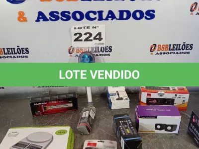 LOTE 224 - 10 - ITENS DE TECNOLOGIA (NO ESTADO, NÃO SABEMOS SE FUNCIONA. LEILÃO NÃO TEM GARANTIA E NEM DEVOLUÇÃO, SUJEITO A POSSÍVEIS AVARIAS VISÍVEIS/OCULTAS E/OU AUSÊNCIA DE COMPONENTES)