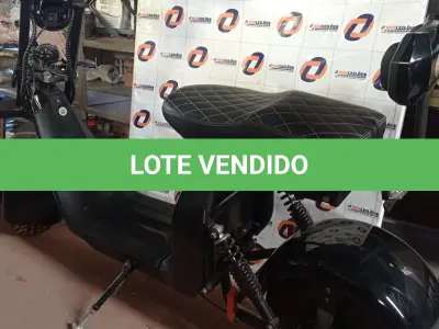 LOTE 031 - 01 - SCOOTER ELETRICA SHINERAY 2022 COM CARREGADOR E 235 KM RODADOS COM CÓPIA DE CHAVE MANUAL E NOTA FISCAL (NO ESTADO, NÃO SABEMOS SE FUNCIONA). LEILÃO NÃO TEM GARANTIA E NEM DEVOLUÇÃO, SUJEITO A POSSÍVEIS. AVARIAS VISÍVEIS/OCULTAS E/OU AUSÊNCIA DE COMPONENTES)