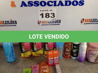 LOTE 183 - 15 – COSMÉTICOS DIVERSOS (NO ESTADO, NÃO SABEMOS SE FUNCIONA. LEILÃO NÃO TEM GARANTIA E NEM DEVOLUÇÃO, SUJEITO A POSSÍVEIS AVARIAS VISÍVEIS/OCULTAS E/OU AUSÊNCIA DE COMPONENTES)
