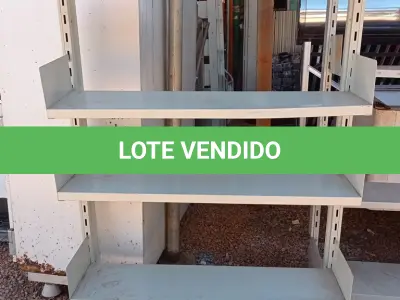 LOTE 501 - 01 ESTANTE DE FERRO COM 06 PRATELEIRAS. (NO ESTADO, LEILÃO NÃO TEM GARANTIA E NEM DEVOLUÇÃO, SUJEITO A POSSÍVEIS AVARIAS VISÍVEIS/OCULTAS E/OU AUSÊNCIA DE COMPONENTES).
