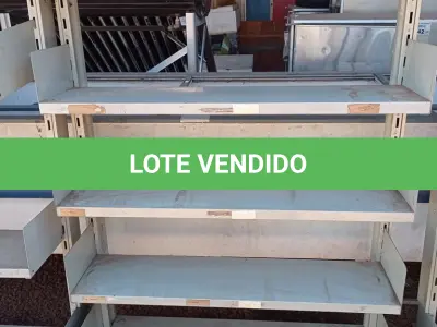 LOTE 502 - 01 ESTANTE DE FERRO COM 06 PRATELEIRAS. (NO ESTADO, LEILÃO NÃO TEM GARANTIA E NEM DEVOLUÇÃO, SUJEITO A POSSÍVEIS AVARIAS VISÍVEIS/OCULTAS E/OU AUSÊNCIA DE COMPONENTES).