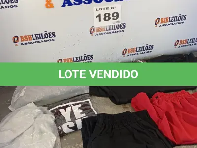 LOTE 189 - 07 – PEÇAS DE ROUPAS MASCULINAS (NO ESTADO, NÃO SABEMOS SE FUNCIONA. LEILÃO NÃO TEM GARANTIA E NEM DEVOLUÇÃO, SUJEITO A POSSÍVEIS AVARIAS VISÍVEIS/OCULTAS E/OU AUSÊNCIA DE COMPONENTES)