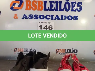 LOTE 146 - 02 – PARES DE CALÇADOS FEMININO Nº 36 (NO ESTADO, NÃO SABEMOS SE FUNCIONA. LEILÃO NÃO TEM GARANTIA E NEM DEVOLUÇÃO, SUJEITO A POSSÍVEIS AVARIAS VISÍVEIS/OCULTAS E/OU AUSÊNCIA DE COMPONENTES)