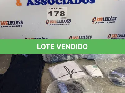 LOTE 178 - 07 – PEÇAS DE ROUPAS FEMININAS (NO ESTADO, NÃO SABEMOS SE FUNCIONA. LEILÃO NÃO TEM GARANTIA E NEM DEVOLUÇÃO, SUJEITO A POSSÍVEIS AVARIAS VISÍVEIS/OCULTAS E/OU AUSÊNCIA DE COMPONENTES)