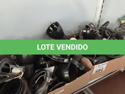 LOTE 484 - 01 LOTE COM VÁRIAS LUMINÁRIAS. (NO ESTADO, LEILÃO NÃO TEM GARANTIA E NEM DEVOLUÇÃO, SUJEITO A POSSÍVEIS AVARIAS VISÍVEIS/OCULTAS E/OU AUSÊNCIA DE COMPONENTES).