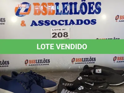 LOTE 208 - 03 – PARES DE CALÇADOS MASCULINO Nº 43 (NO ESTADO, NÃO SABEMOS SE FUNCIONA. LEILÃO NÃO TEM GARANTIA E NEM DEVOLUÇÃO, SUJEITO A POSSÍVEIS AVARIAS VISÍVEIS/OCULTAS E/OU AUSÊNCIA DE COMPONENTES)