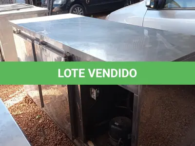 LOTE 513 - 01 BALCÃO EM INOX REFRIGERADO COM 02 PORTAS. (NO ESTADO, LEILÃO NÃO TEM GARANTIA E NEM DEVOLUÇÃO, SUJEITO A POSSÍVEIS AVARIAS VISÍVEIS/OCULTAS E/OU AUSÊNCIA DE COMPONENTES).