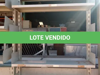 LOTE 502 - 01 ESTANTE DE FERRO COM 06 PRATELEIRAS. (NO ESTADO, LEILÃO NÃO TEM GARANTIA E NEM DEVOLUÇÃO, SUJEITO A POSSÍVEIS AVARIAS VISÍVEIS/OCULTAS E/OU AUSÊNCIA DE COMPONENTES).