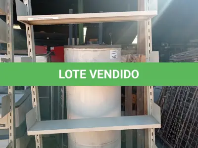LOTE 500 - 01 ESTANTE DE FERRO COM 06 PRATELEIRAS. (NO ESTADO, LEILÃO NÃO TEM GARANTIA E NEM DEVOLUÇÃO, SUJEITO A POSSÍVEIS AVARIAS VISÍVEIS/OCULTAS E/OU AUSÊNCIA DE COMPONENTES).