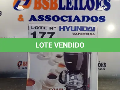 LOTE 177 - 01 - CAFETEIRA ELÉTRICA HYUNDAI P/ 12 XICARAS (NO ESTADO, NÃO SABEMOS SE FUNCIONA. LEILÃO NÃO TEM GARANTIA E NEM DEVOLUÇÃO, SUJEITO A POSSÍVEIS AVARIAS VISÍVEIS/OCULTAS E/OU AUSÊNCIA DE COMPONENTES)