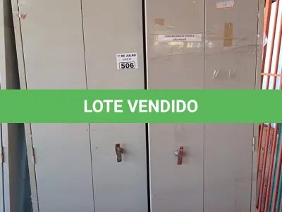 LOTE 506 - 01 ARMÁRIO DE AÇO COM 02 PORTAS E 04 PRATELEIRAS. (NO ESTADO, LEILÃO NÃO TEM GARANTIA E NEM DEVOLUÇÃO, SUJEITO A POSSÍVEIS AVARIAS VISÍVEIS/OCULTAS E/OU AUSÊNCIA DE COMPONENTES).